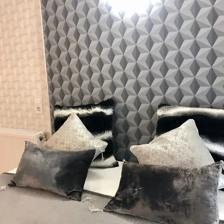 Corvin Ruinpub Designed * ブダペスト