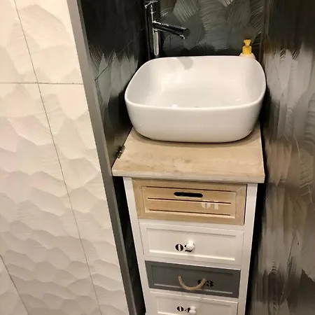 アパート Corvin Ruinpub Designed