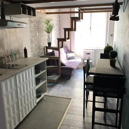 アパート Corvin Ruinpub Designed ブダペスト